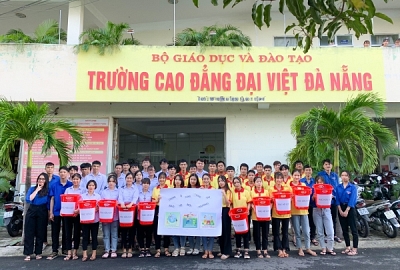 Triển khai mô hình "Phân loại rác thải" của các bạn trẻ Đại Việt Đà Nẵng!