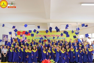 Lễ Tốt nghiệp của Tân cử nhân Khóa 19 Cao đẳng Đại Việt Đà Nẵng, Đạo đức - Tri thức - Lý tưởng
