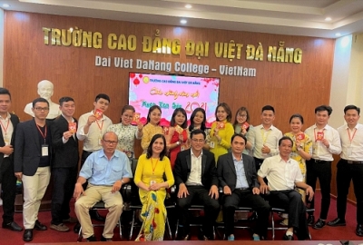 Trường Cao Đẳng Đại Việt Đà Nẵng: Xuân họp mặt