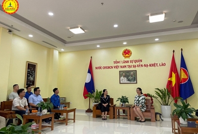 Đoàn công tác Hệ thống Giáo dục Đại Việt thăm, khám bệnh  và phát thuốc cho người dân tại Tỉnh Savannakhet, Lào