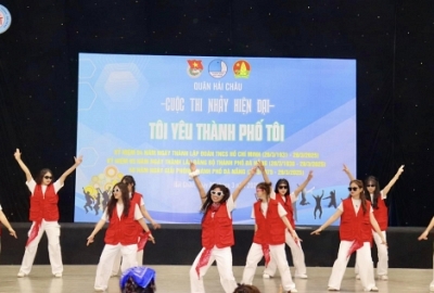 Sinh viên Đại Việt Đà Nẵng thăm dự Cuộc thi nhảy hiện đại “TÔI YÊU THÀNH PHỐ TÔI” Kỷ niệm 94 năm Ngày thành lập Đoàn TNCS Hồ Chí Minh