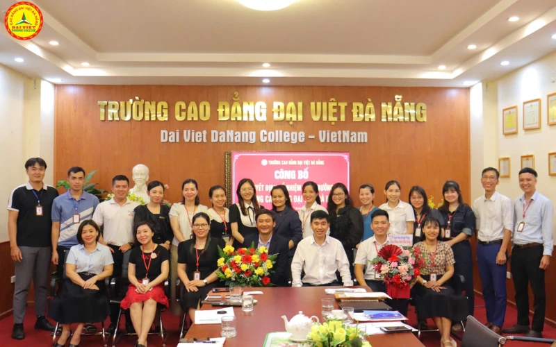 HỢP TÁC CÙNG DOANH NGHIỆP