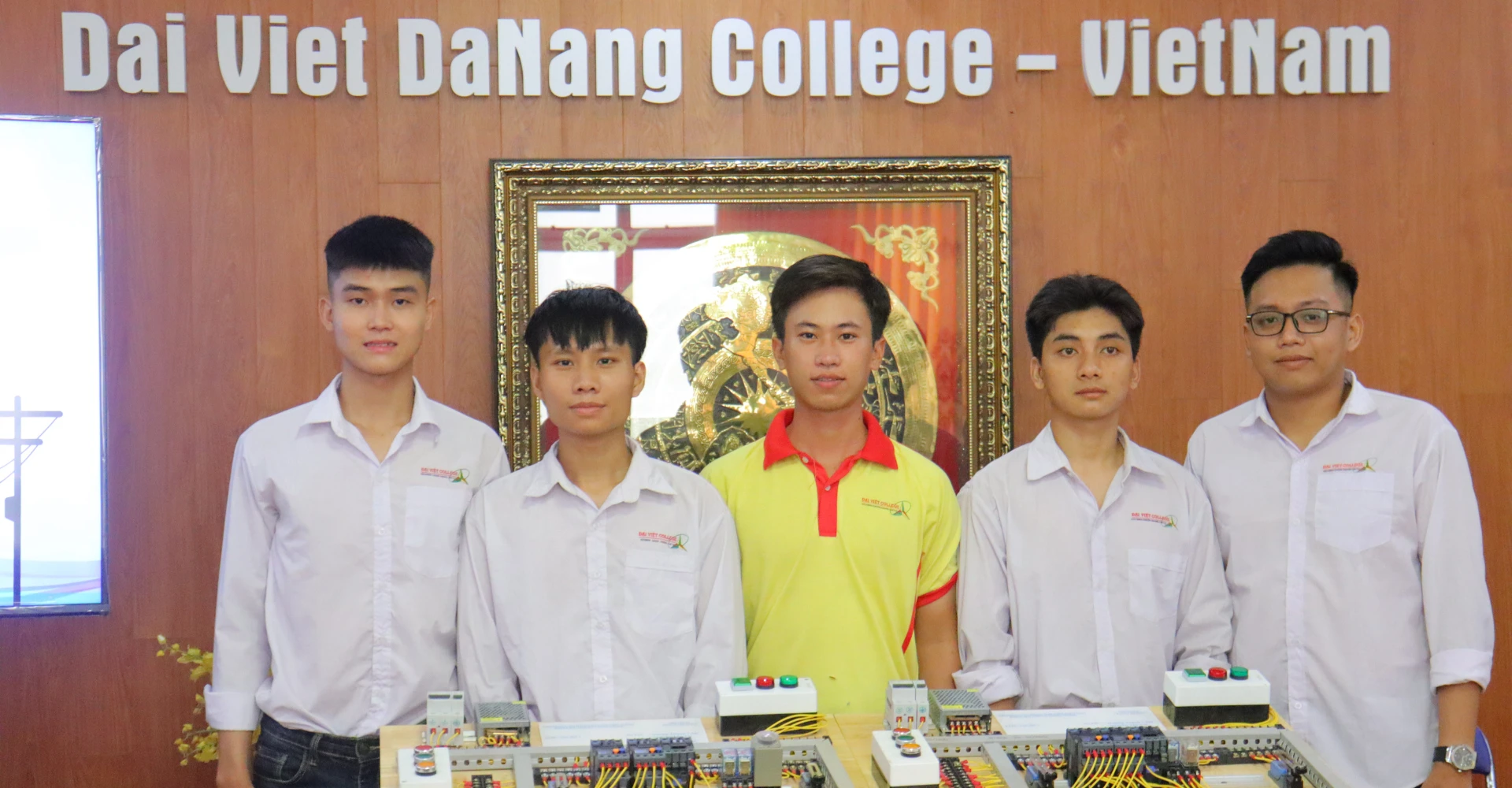 Đăng ký xét tuyển Khoa kỹ thuật công nghệ