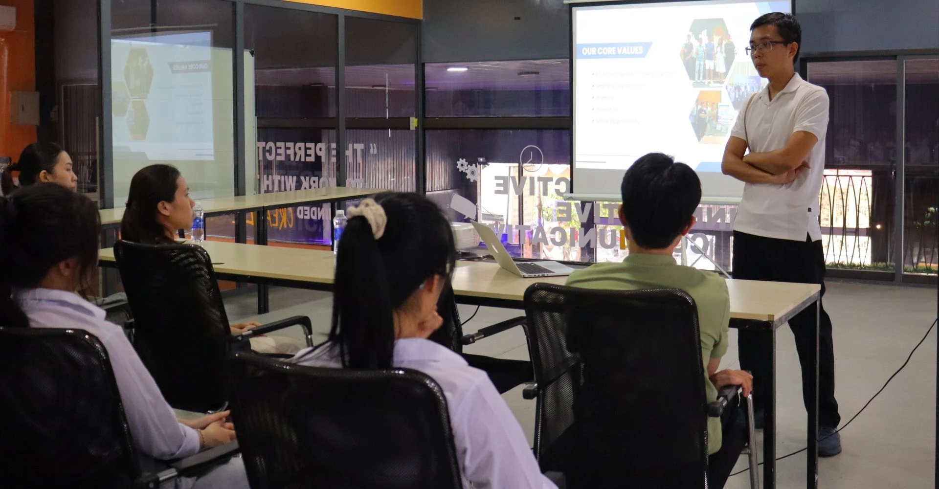 Đăng ký xét tuyển Khoa ngoại ngữ