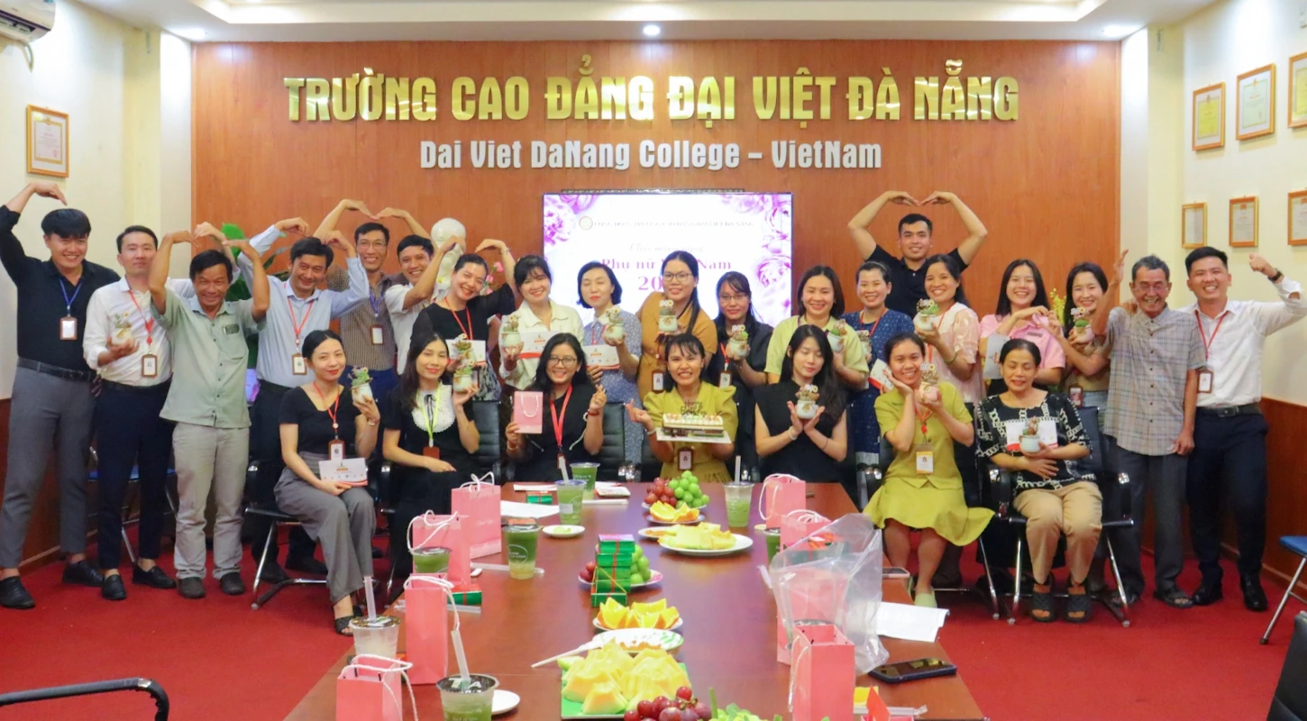 20/10 Gặp Gỡ Và Tri Ân | Trường Cao Đẳng Đại Việt Đà Nẵng