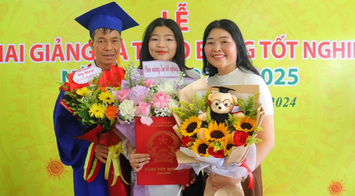 215 Tân Khoa Trường Cao Đẳng Đại Việt Đà Nẵng Chính Thức Tốt Nghiệp Năm 2024 | Trường Cao Đẳng Đại Việt Đà Nẵng