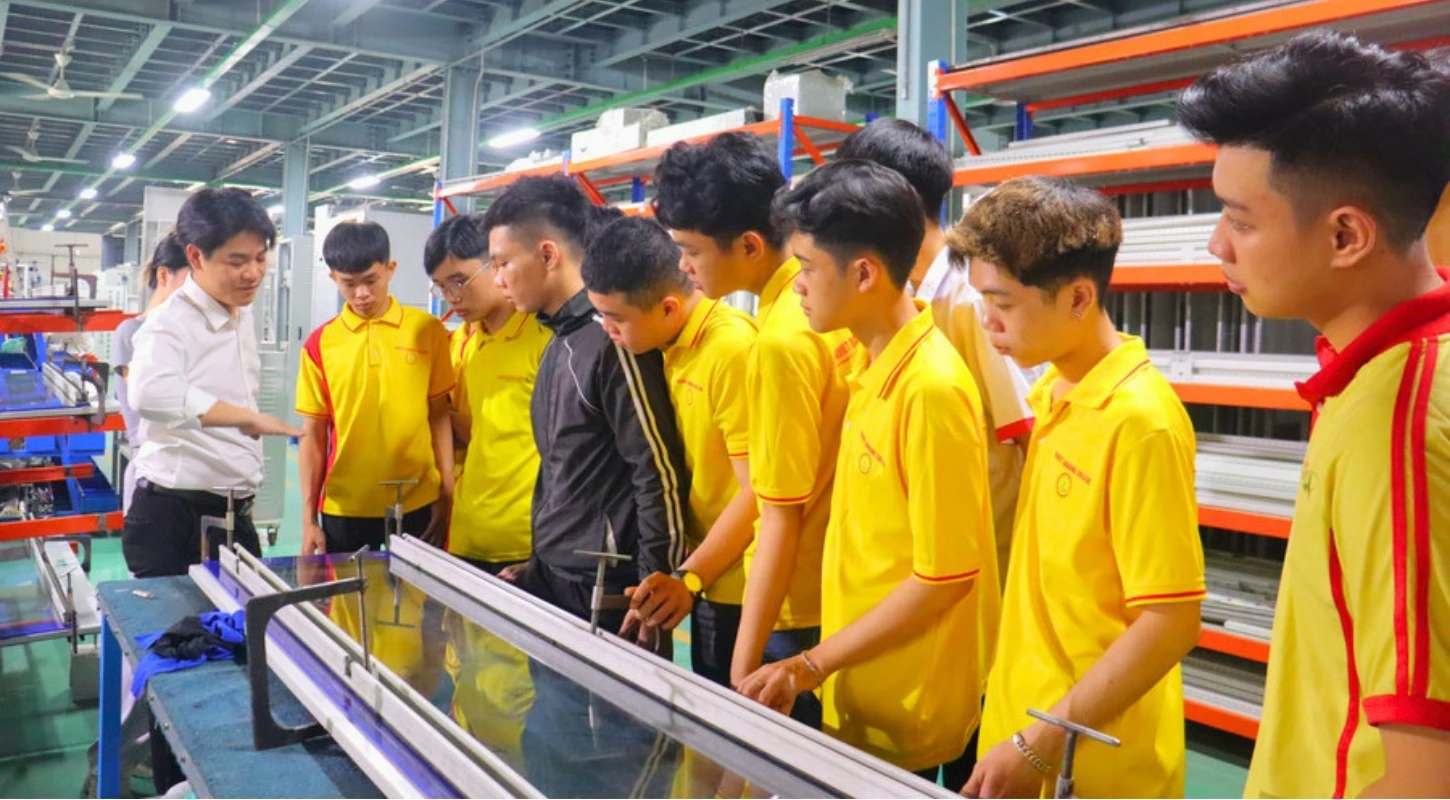 25 NĂM KIẾN TẠO THƯƠNG HIỆU GIÁO DỤC NGHỀ NGHIỆP ĐẠI VIỆT ĐÀ NẴNG