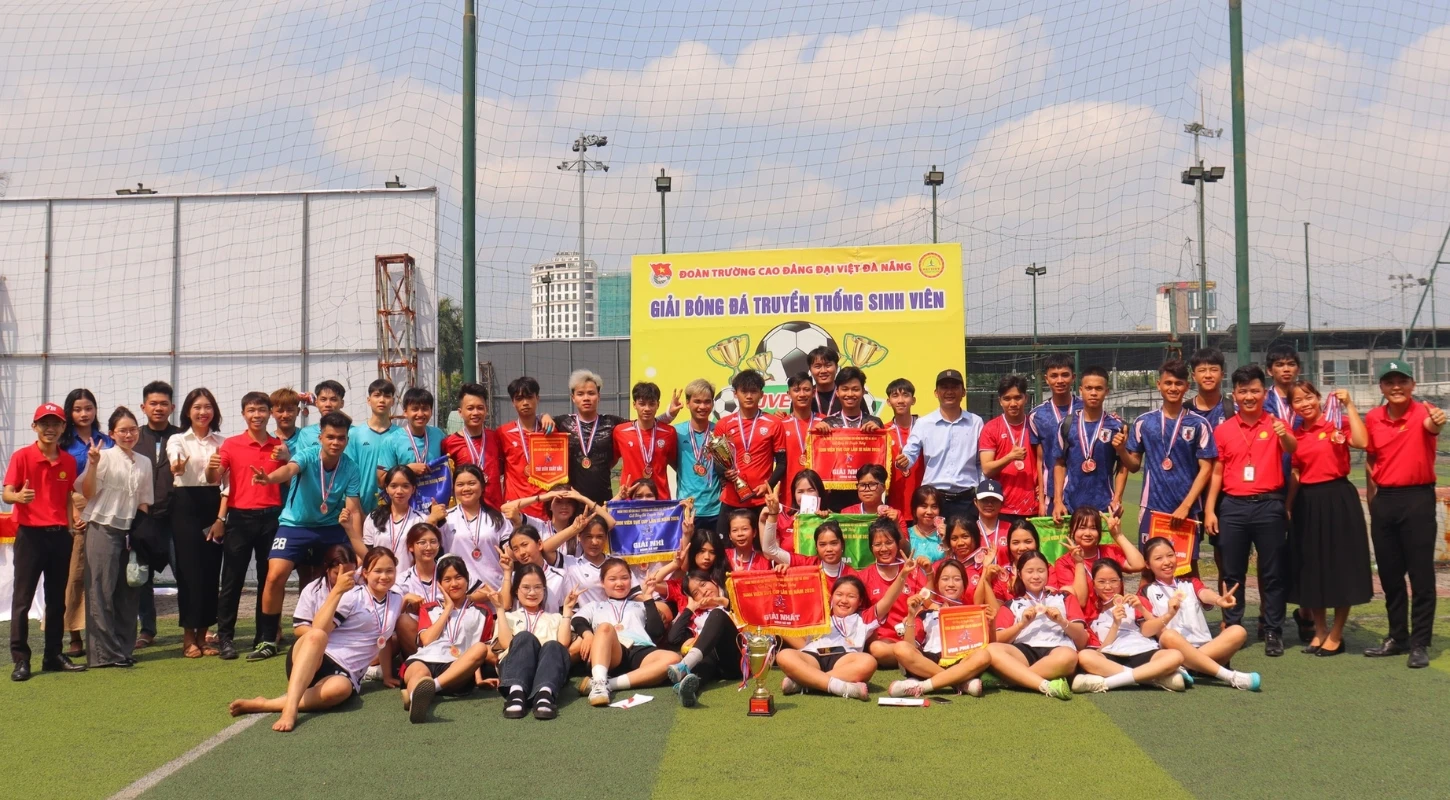 CHUNG KẾT - BẾ MẠC GIẢI BÓNG ĐÁ TRUYỀN THỐNG SINH VIÊN DVE CUP 2026 | Trường Cao Đẳng Đại Việt Đà Nẵng