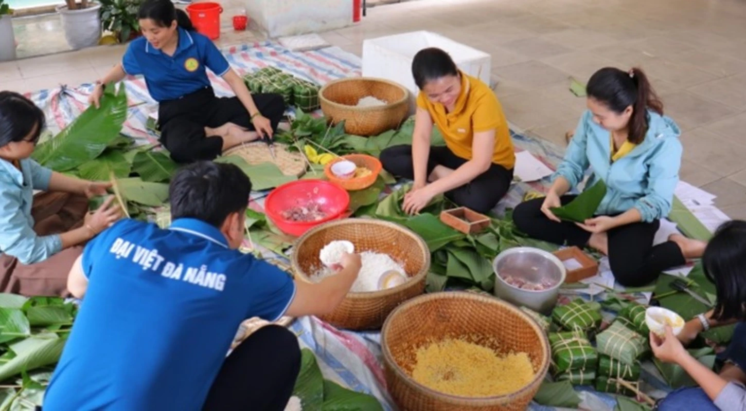 Chương Trình “Nấu Bánh Chưng Sum Vầy 2023” | Trường Cao Đẳng Đại Việt Đà Nẵng