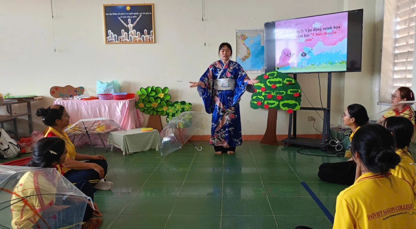 K23 Giáo dục Mầm non “về đích” khóa luận – sẵn sàng bước vào nghề | Trường Cao Đẳng Đại Việt Đà Nẵng