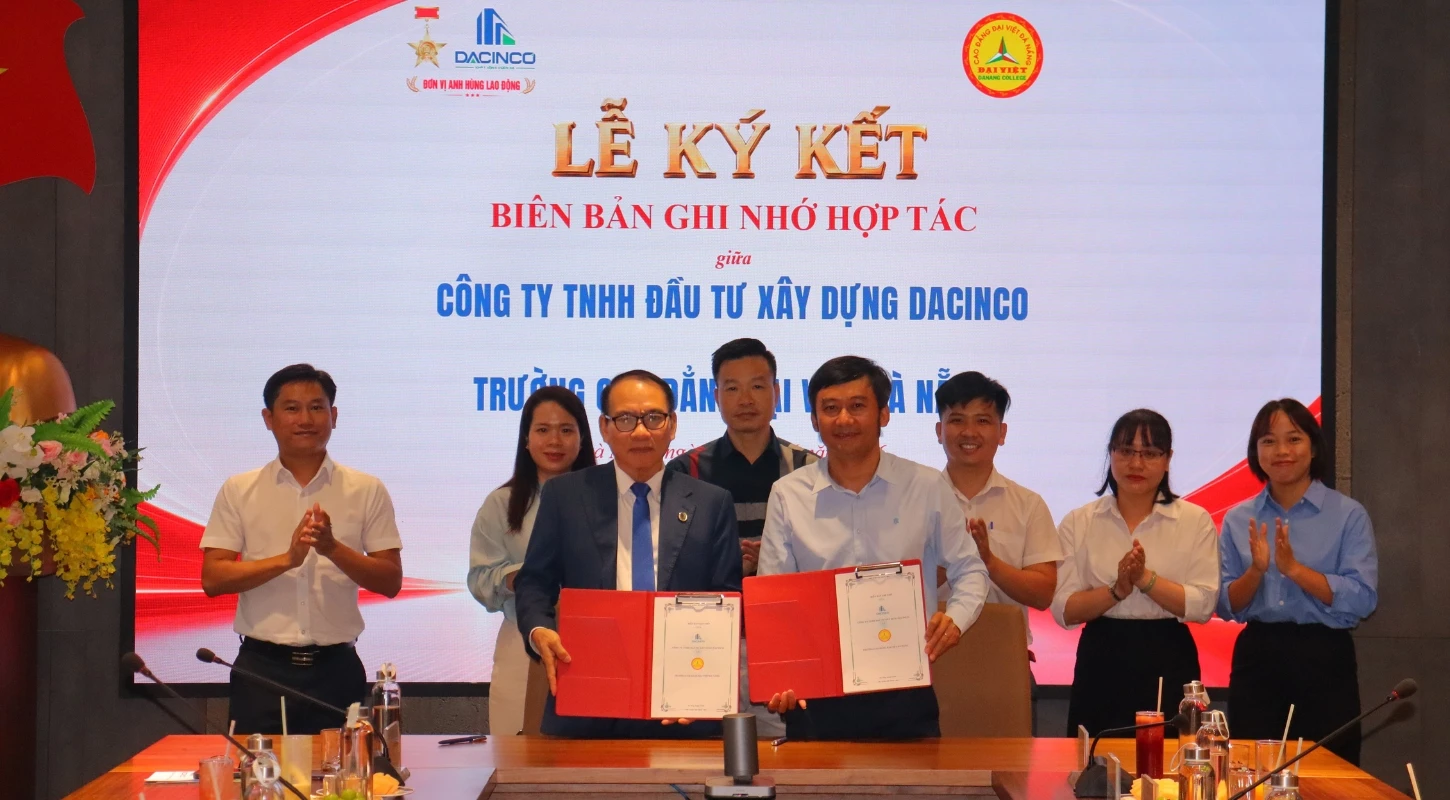 MỘT KÝ KẾT – MỘT CAM KẾT CHO TƯƠNG LAI NGUỒN NHÂN LỰC | Trường Cao Đẳng Đại Việt Đà Nẵng