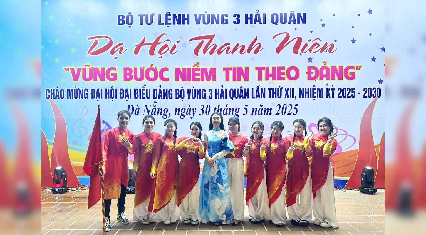 Sinh Viên Dve Với Hoạt Động Gắn Kết Tình Quân Dân | Trường Cao Đẳng Đại Việt Đà Nẵng