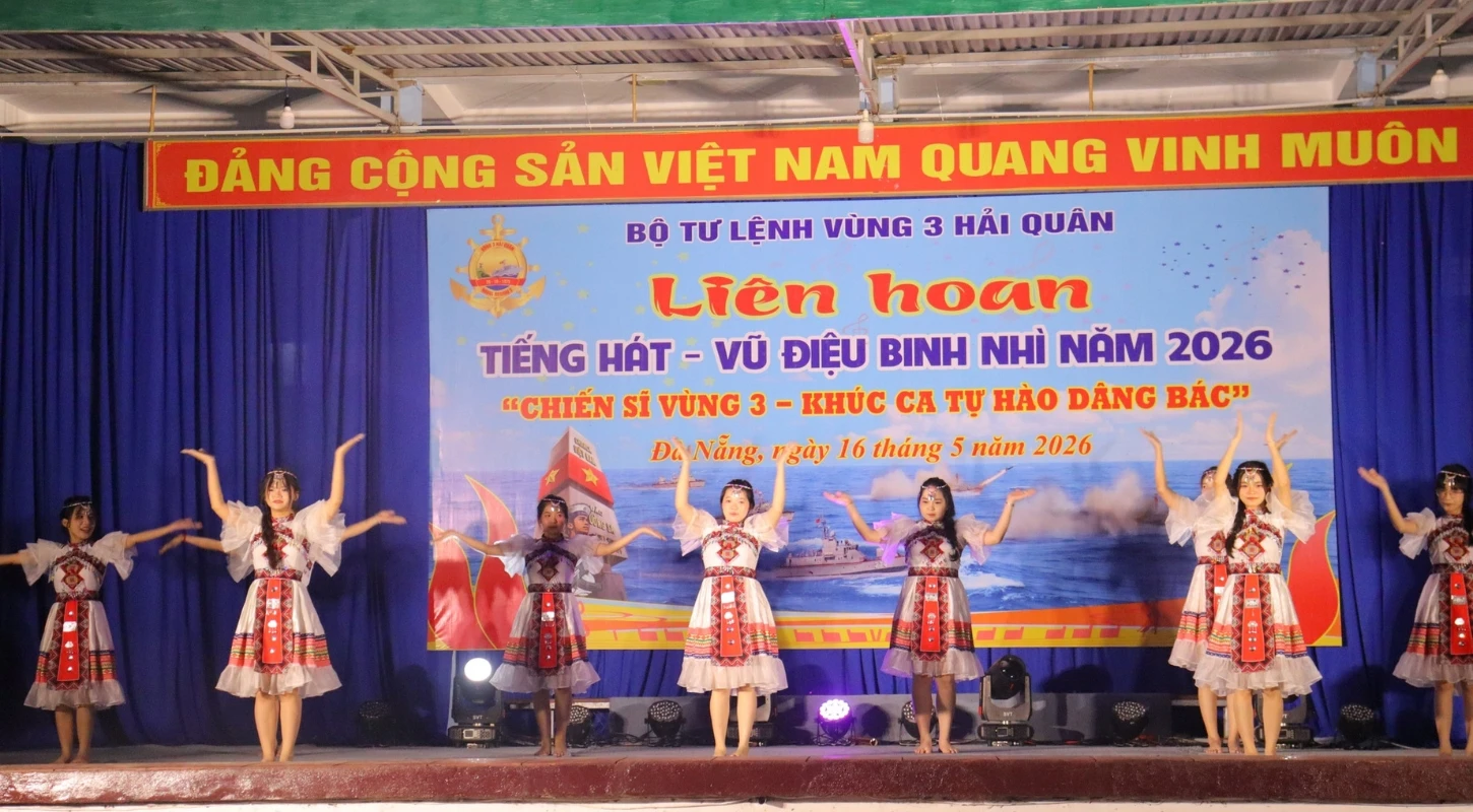 SINH VIÊN TRƯỜNG CAO ĐẲNG ĐẠI VIỆT ĐÀ NẴNG XUẤT SẮC ĐẠT GIẢI NHÌ TẠI LIÊN HOAN “TIẾNG HÁT - VŨ ĐIỆU BINH NHÌ” | Trường Cao Đẳng Đại Việt Đà Nẵng