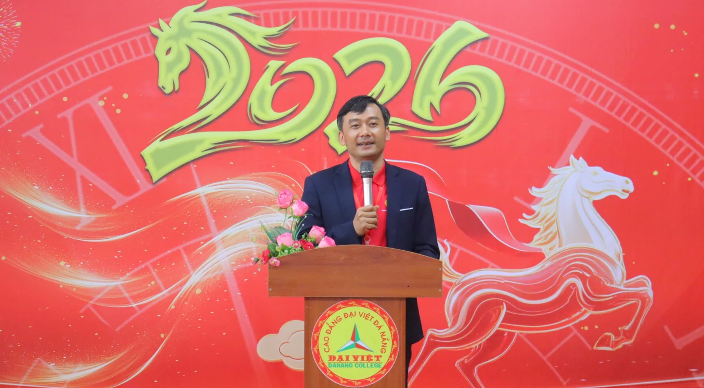Thư chúc Tết Xuân Bính Ngọ 2026 của Hiệu trưởng Trường Cao đẳng Đại Việt Đà Nẵng
