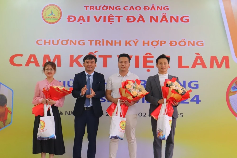 100% Sinh Viên Được Giới Thiệu Việc Làm Sau Tốt Nghiệp Tại Trường Cao Đẳng Đại Việt Đà Nẵng