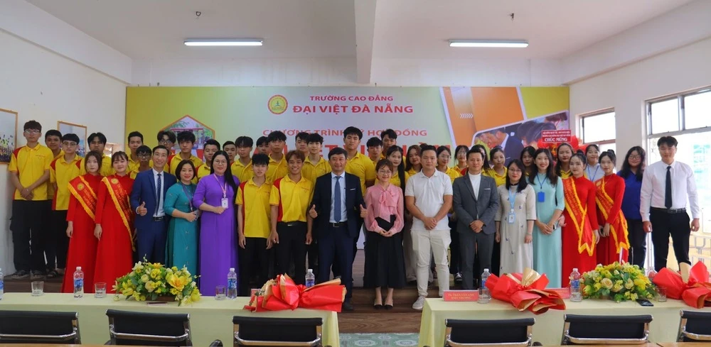 100% Sinh Viên Được Giới Thiệu Việc Làm Sau Tốt Nghiệp Tại Trường Cao Đẳng Đại Việt Đà Nẵng