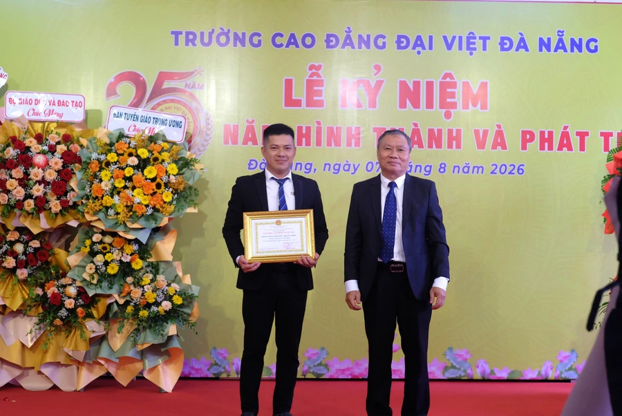 25 NĂM KIẾN TẠO THƯƠNG HIỆU GIÁO DỤC NGHỀ NGHIỆP ĐẠI VIỆT ĐÀ NẴNG