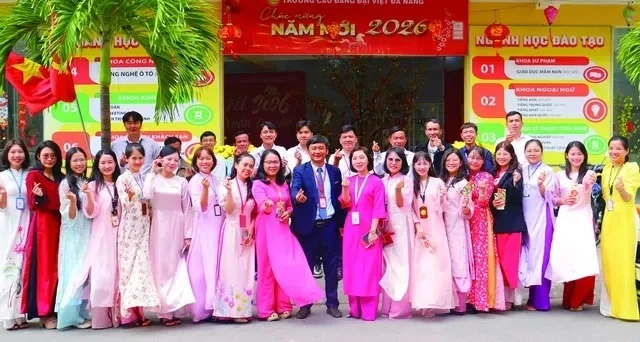 25 NĂM TRƯỜNG CAO ĐẲNG ĐẠI VIỆT ĐÀ NẴNG: HÀNH TRÌNH ĐỒNG HÀNH TRI THỨC – VỮNG BƯỚC TƯƠNG LAI