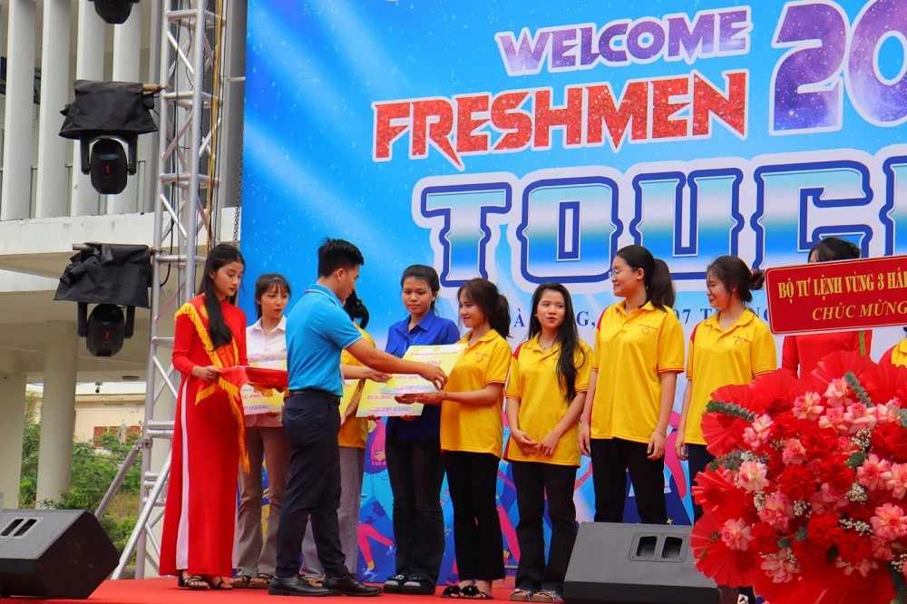 52 Suất Học Bổng Dành Cho Tân Sinh Viên K24