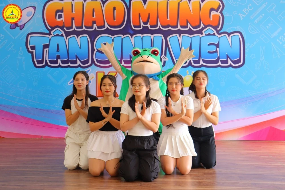 Ấn Tượng Và Nhiều Cảm Xúc Tại Lễ Khai Giảng Chào Mừng Tân Sinh Viên Nhập Học Đợt 5