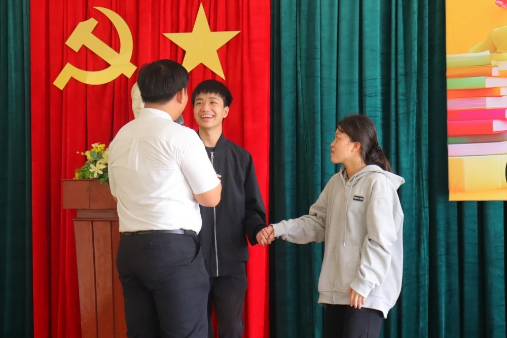 Chào Đón Tân Sinh Viên Gia Nhập Đại Gia Đình Dve Đà Nẵng