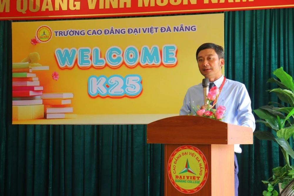 Chào Đón Tân Sinh Viên Gia Nhập Đại Gia Đình Dve Đà Nẵng