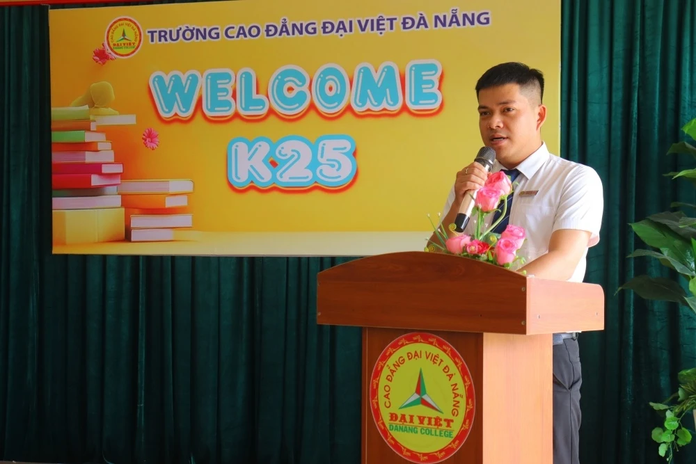 Chào Đón Tân Sinh Viên Gia Nhập Đại Gia Đình Dve Đà Nẵng