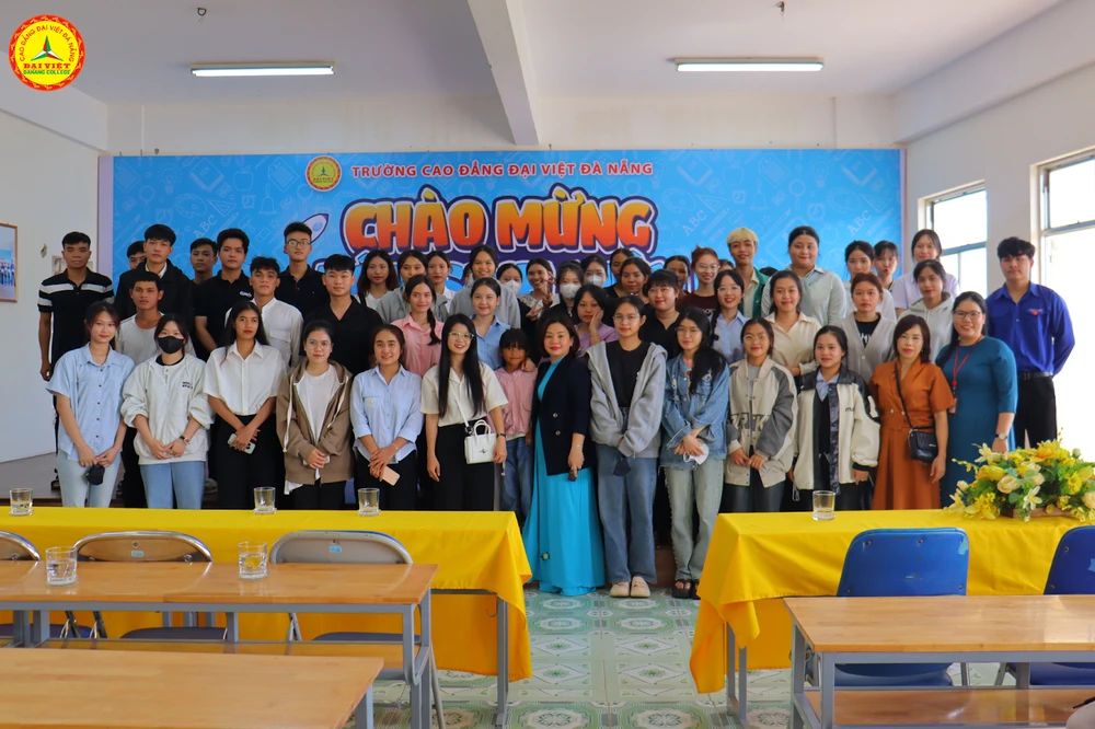 Chào Đón Tân Sinh Viên K24 Nhập Học Đợt 7 Tại Trường Cao Đẳng Đại Việt Đà Nẵng