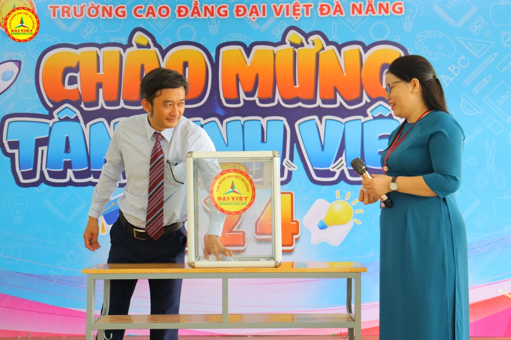 Chào Đón Tân Sinh Viên K24 Nhập Học Đợt 7 Tại Trường Cao Đẳng Đại Việt Đà Nẵng