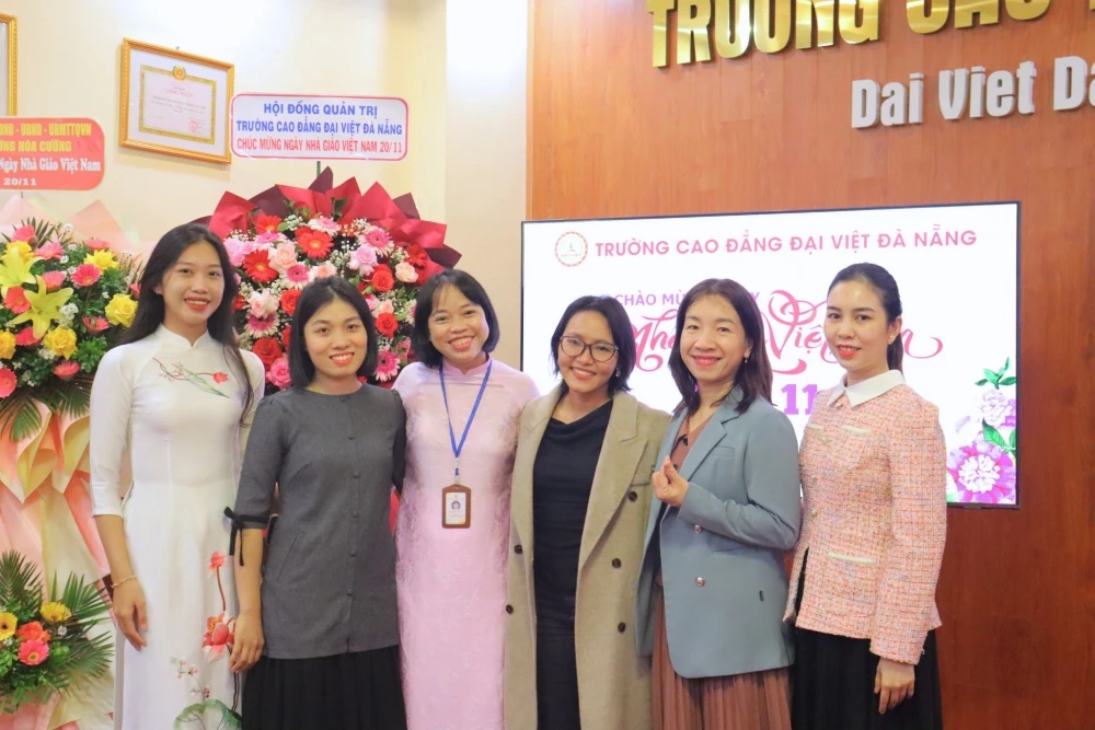 Chuỗi Hoạt Động Chào Mừng 43 Năm Ngày Nhà Giáo Việt Nam