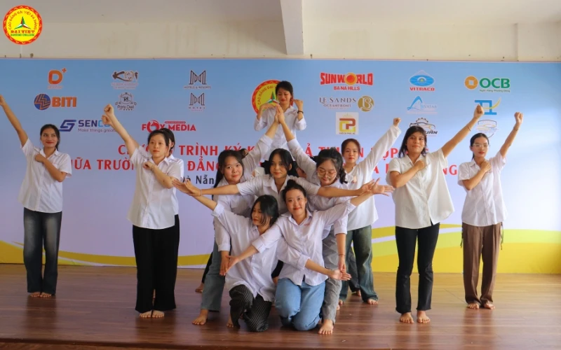 Đa Dạng Sắc Màu Tại Vòng Sơ Khảo Hội Diễn Văn Nghệ 20/11