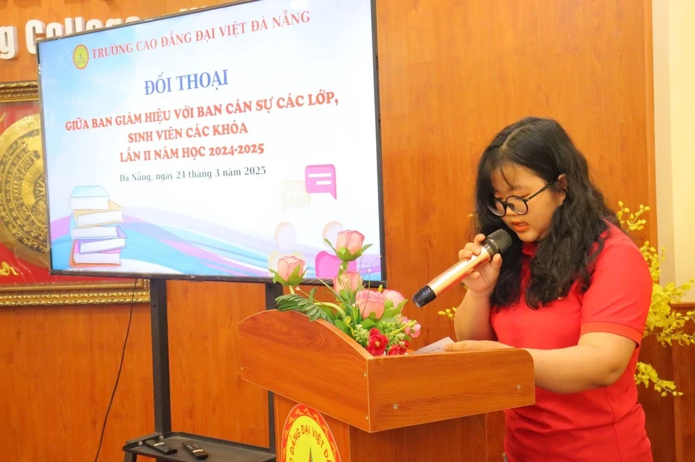 Đối Thoại Giữa Ban Giám Hiệu Với Ban Cán Sự, Sinh Viên Các Lớp Năm 2025