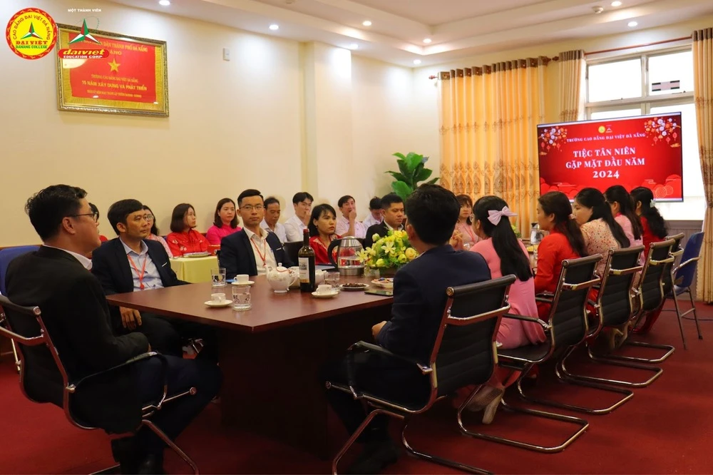 Dve Đà Nẵng Lì Xì Khai Xuân 2024