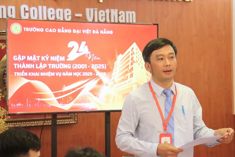 Gặp mặt 24 năm thắp lửa tri thức – Trường Cao đẳng Đại Việt Đà Nẵng đồng hành cùng thế hệ trẻ