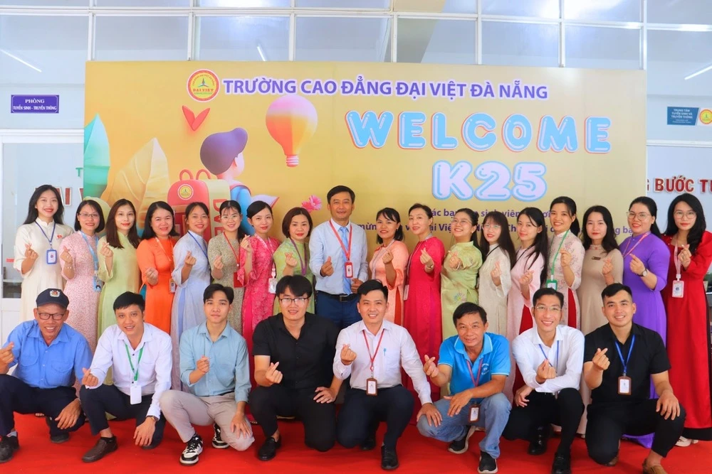 Gặp mặt 24 năm thắp lửa tri thức – Trường Cao đẳng Đại Việt Đà Nẵng đồng hành cùng thế hệ trẻ
