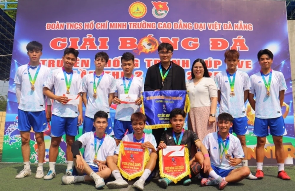 HÀNH TRÌNH PHÁT TRIỂN VÀ KHẲNG ĐỊNH THƯƠNG HIỆU