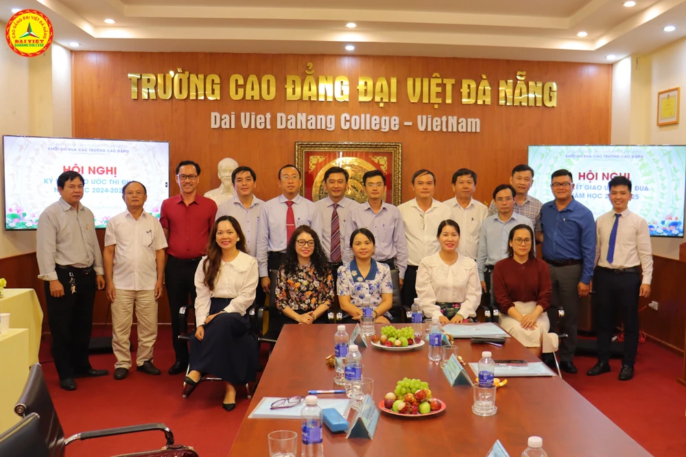 Hội Nghị Ký Giao Ước Thi Đua Khối Các Trường Cao Đẳng Đà Nẵng 2024–2025