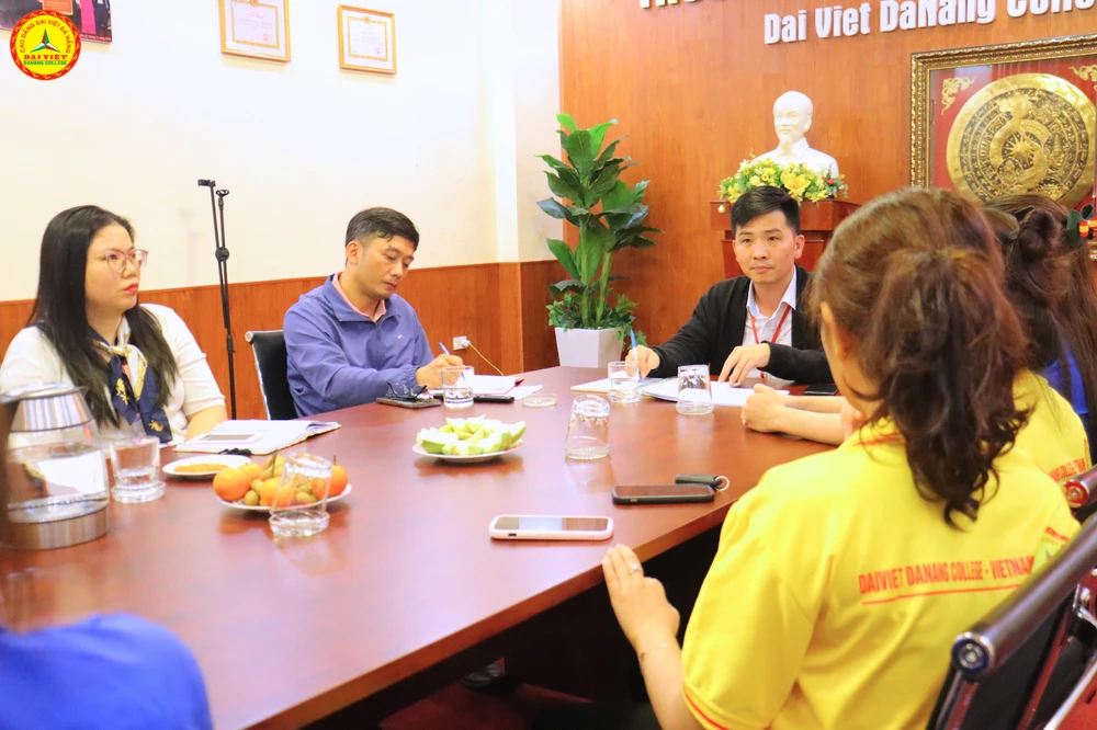 Hội Nghị Tổng Kết Công Tác Chi Bộ 2024 Và Phương Hướng Nhiệm Vụ 2025