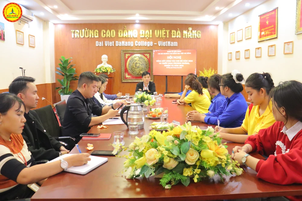 Hội Nghị Tổng Kết Công Tác Chi Bộ 2024 Và Phương Hướng Nhiệm Vụ 2025