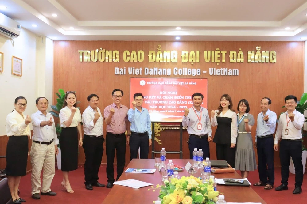 Hội Nghị Tổng Kết Và Chấm Điểm Thi Đua Khối Cao Đẳng (Khối 2) Năm Học 2024–2025