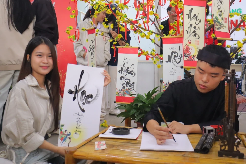 Hội Xuân Đại Việt – Không Gian Văn Hóa Tết Truyền Thống Tại Đại Việt Đà Nẵng