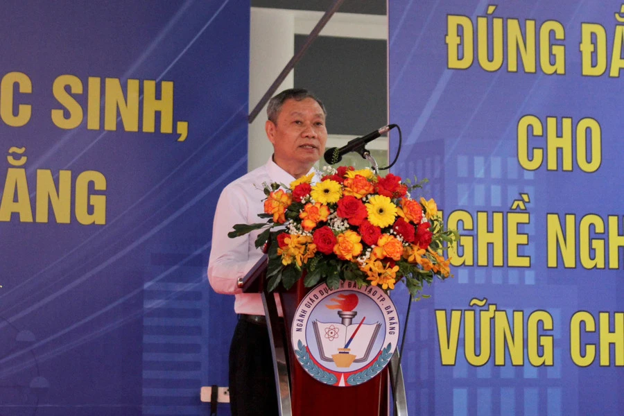 NGÀY HỘI TƯ VẤN TUYỂN SINH: “ĐỊNH VỊ” TƯƠNG LAI TỪ NHỮNG LỰA CHỌN THỰC TẾ