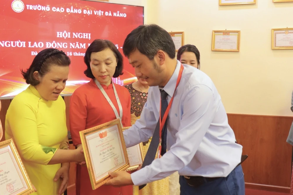 Những Con Số Ấn Tượng Tại Hội Nghị Người Lao Động Năm Học 2025 - 2026