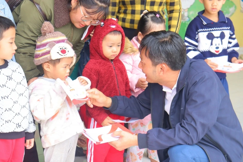 Sẻ Chia Kịp Thời Đến Cô Và Trò Trường Mầm Non Phước Hòa