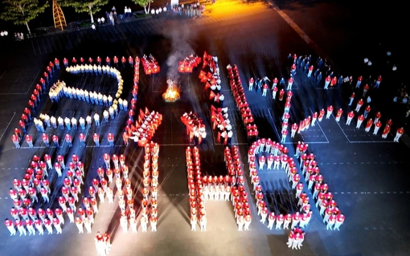 Sinh Viên Dve Với Hoạt Động Gắn Kết Tình Quân Dân