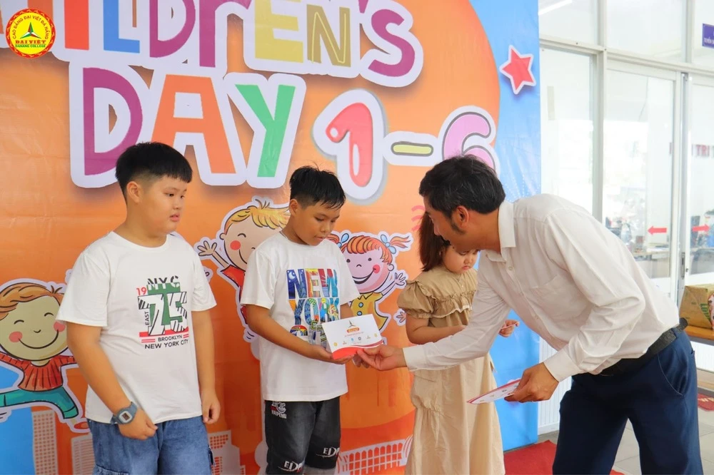 Sôi Động Ngày Quốc Tế Thiếu Nhi 1/6 Tại Trường Cao Đẳng Đại Việt Đà Nẵng