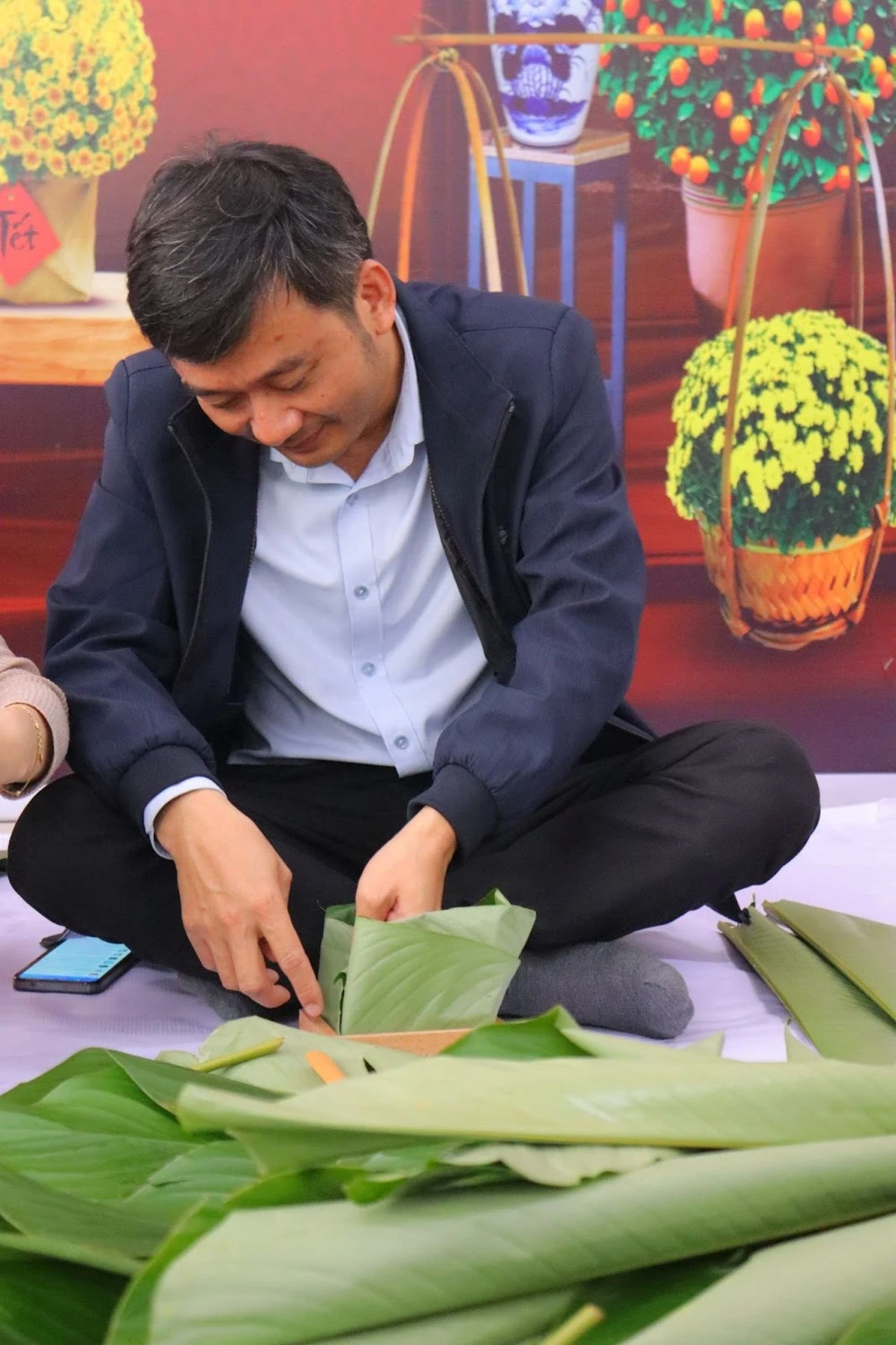 Tết Gắn Kết Với Hoạt Động Gói Bánh Chưng Truyền Thống