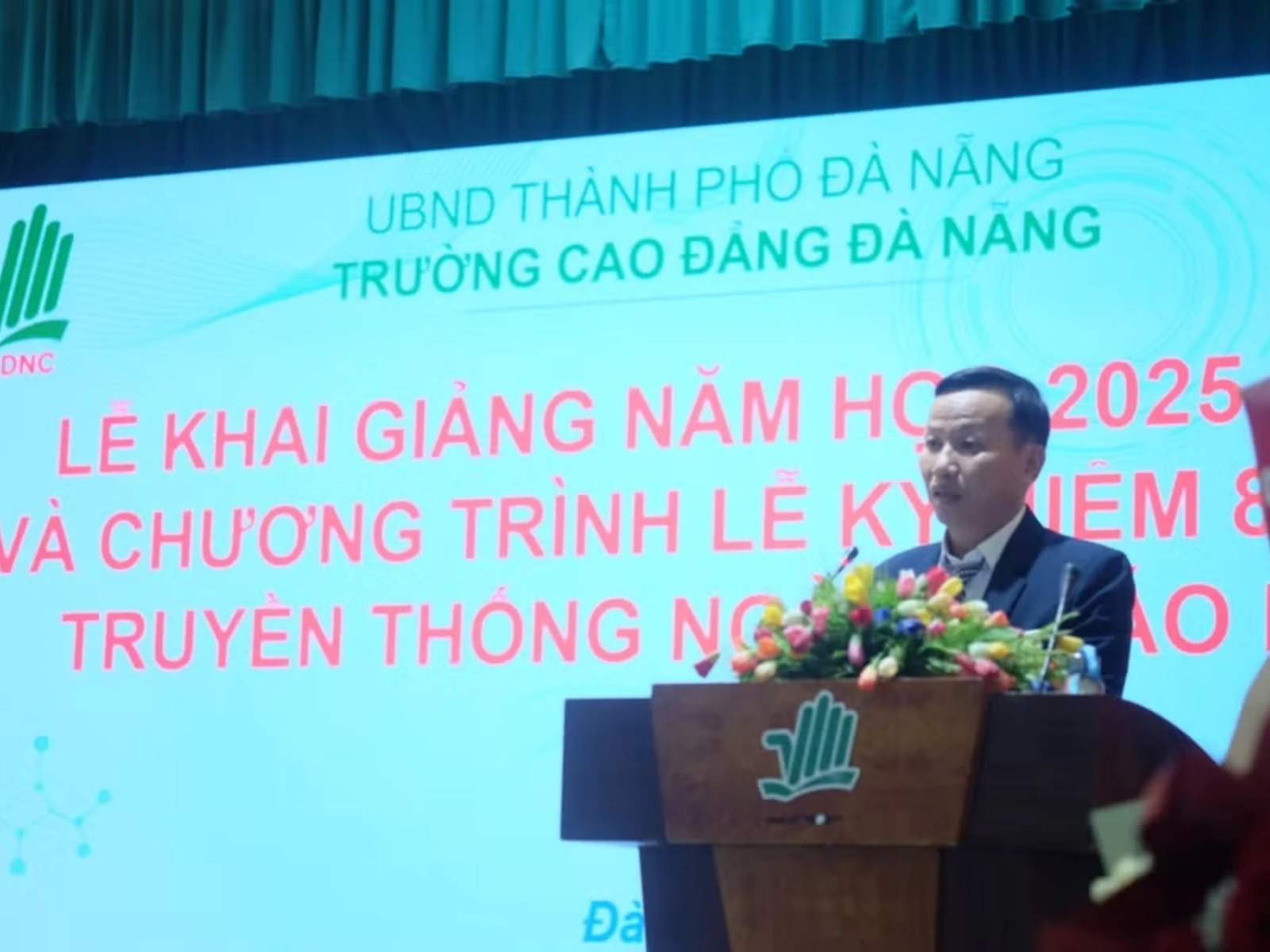 THẦY VÀ TRÒ ĐÀ NẴNG GỬI GẮM MONG ƯỚC TRONG NĂM HỌC MỚI