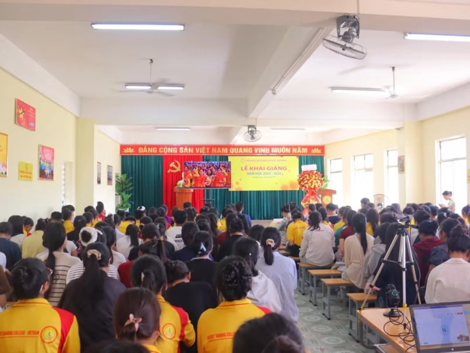 THẦY VÀ TRÒ ĐÀ NẴNG GỬI GẮM MONG ƯỚC TRONG NĂM HỌC MỚI