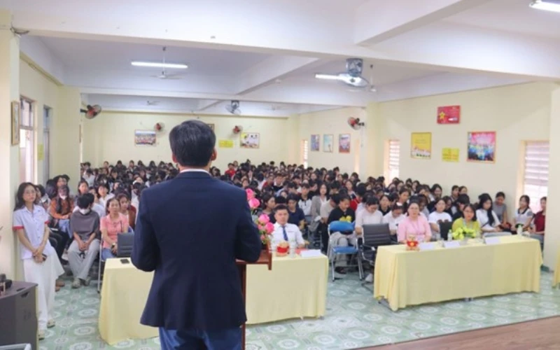 Trường Cao Đẳng Đại Việt Đà Nẵng Chào Đón 450 Tân Sinh Viên Nhập Học Đợt 3